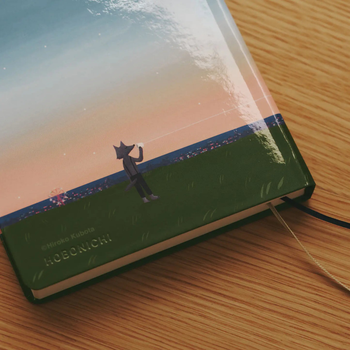 Hobonichi Techo 2027 Hiroko Kubota: String Telephone Until the Moon is Full HON / A6 Size / Daily / Jan start / Mon start - English Edition