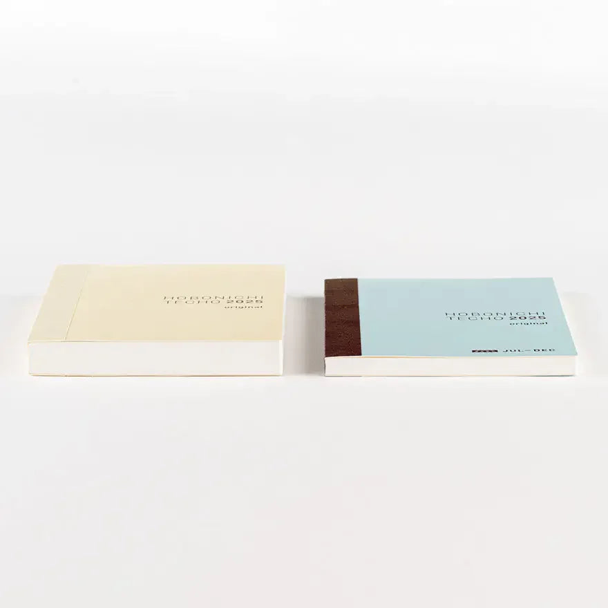 Hobonichi Techo 2027 Japanese Original Avec Books A6 size / Daily 6-month x 2 book set / Jan start / Mon start - Japanese Edition