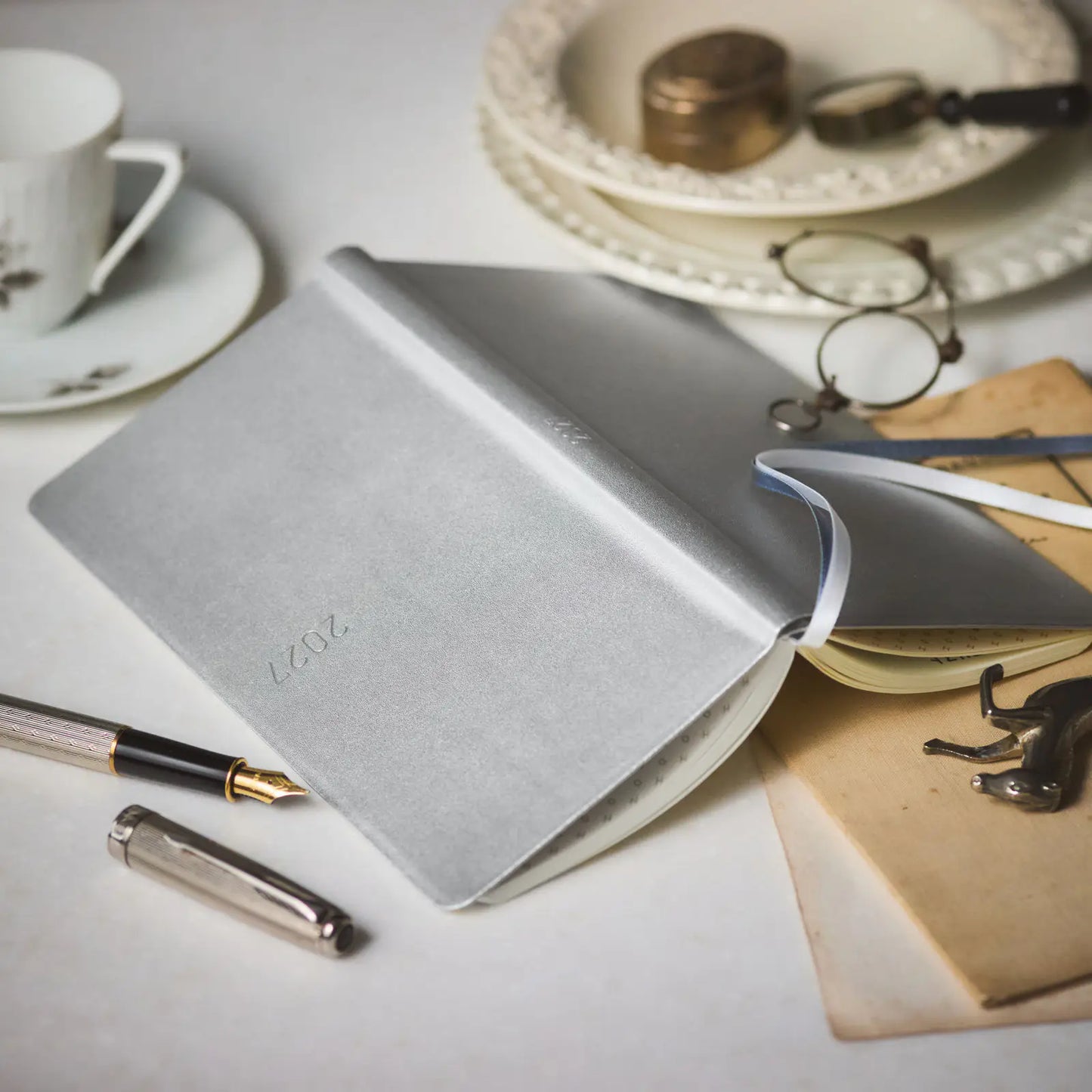 Hobonichi Techo 2027 Leather: Noble Silver Weeks Hardcover Book / Weekly Horizontal / Jan start / Mon start - English Edition