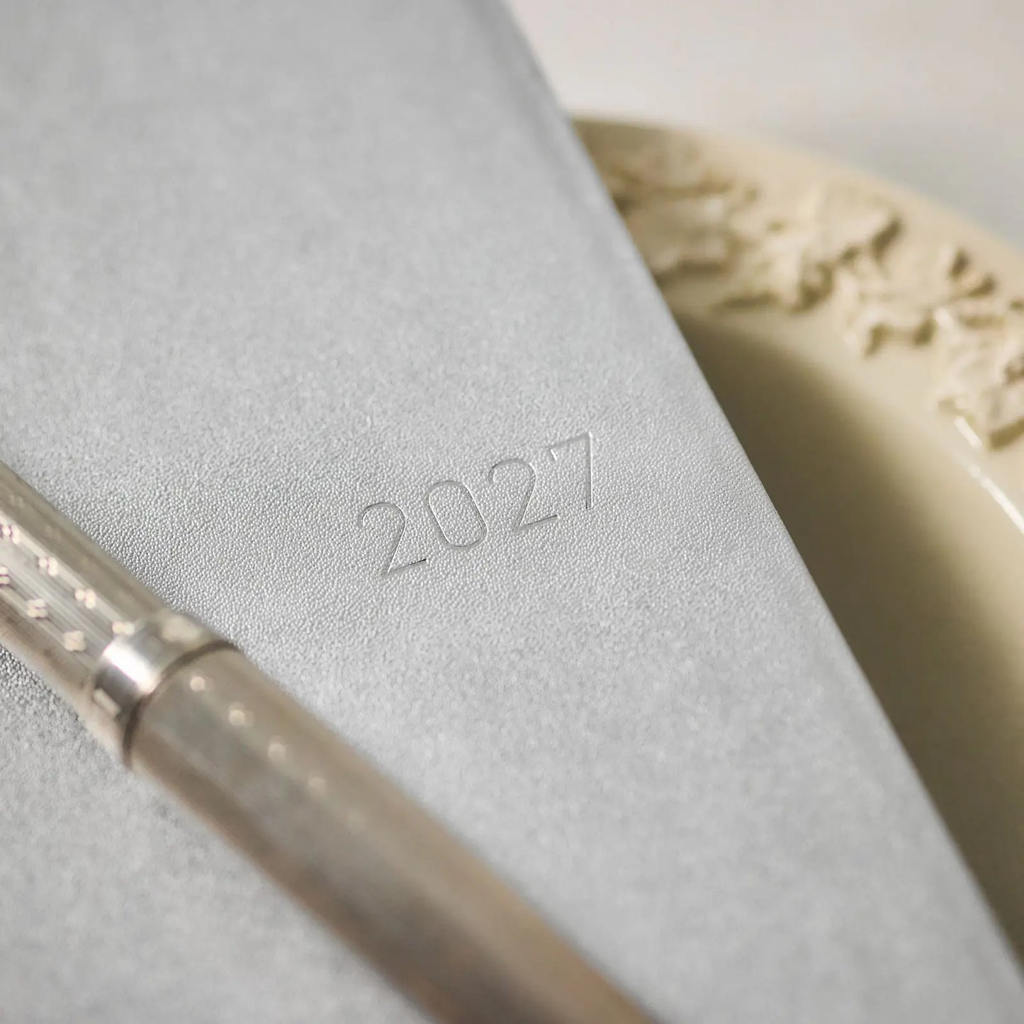 Hobonichi Techo 2027 Leather: Noble Silver Weeks Hardcover Book / Weekly Horizontal / Jan start / Mon start - English Edition