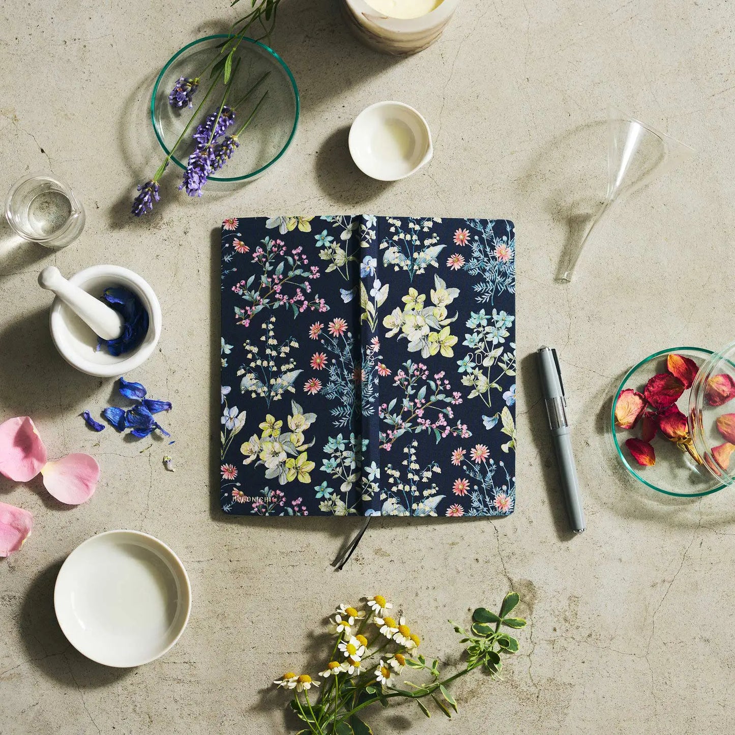 Hobonichi Techo 2027 Liberty Fabrics: Floral Remedy Weeks Hardcover Book