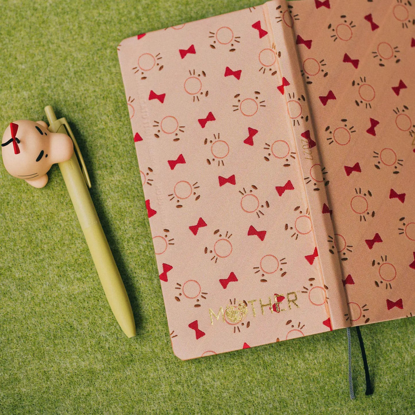 Hobonichi Techo 2027 MOTHER: Mr. Saturn Pattern Weeks Hardcover Book / Weekly Horizontal / Jan start / Mon start - English Edition