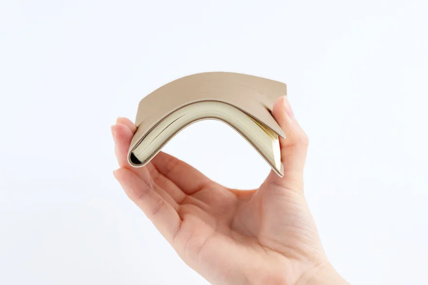 Hobonichi Techo 2027 Smooth: Café au Lait Weeks Softcover Book / Weekly Horizontal / Jan start / Mon start - English Edition