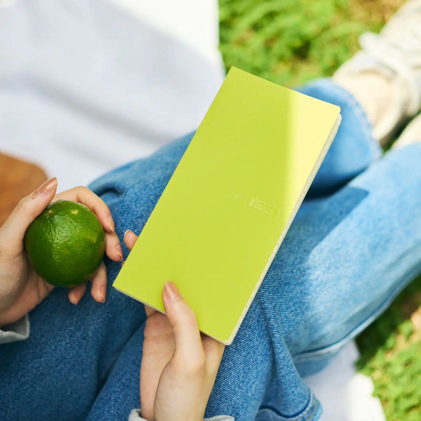 Weeks MEGA, Hobonichi Techo 2027 Sneaker: Lime Green Weeks Mega Softcover Book / Weekly Horizontal / Jan start / Mon start - English Edition
