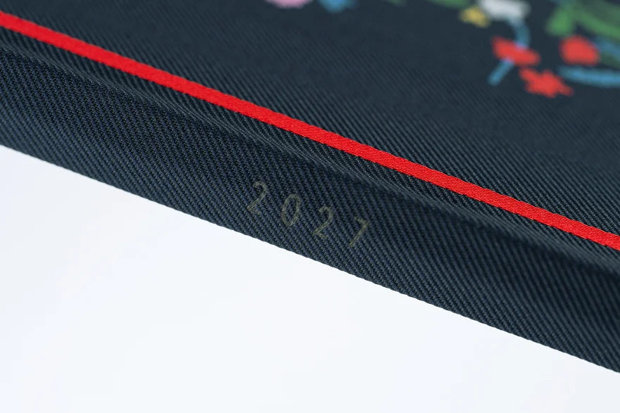 Hobonichi Techo 2027 Yoshie Watanabe: Petit Bloom Weeks Hardcover Book / Weekly Horizontal / Jan start / Mon start - English Edition