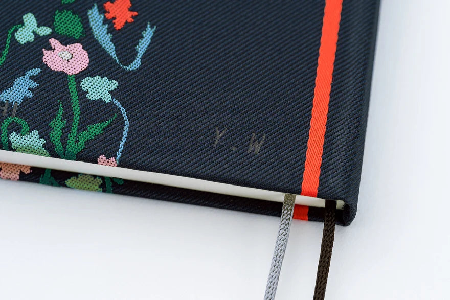 Hobonichi Techo 2027 Yoshie Watanabe: Petit Bloom Weeks Hardcover Book / Weekly Horizontal / Jan start / Mon start - English Edition