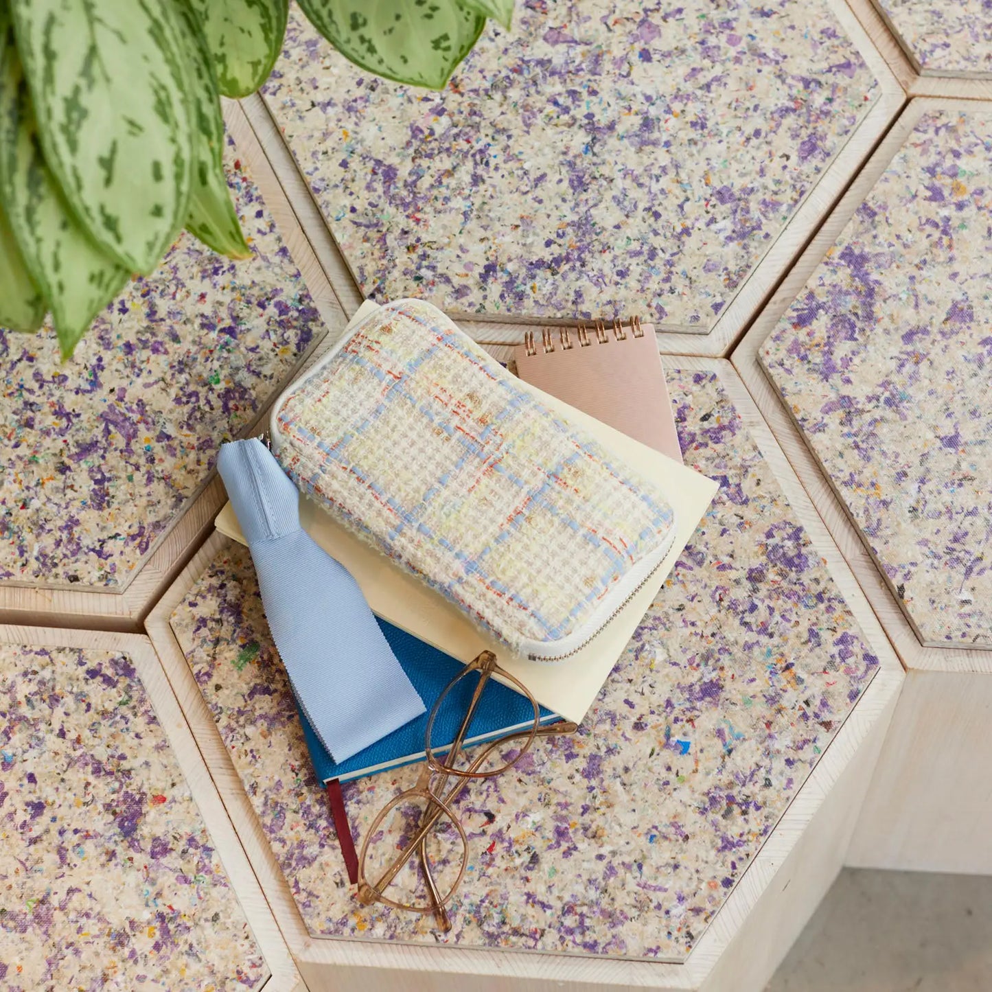 Iwate Home Spun: Sherbet Tweed Small Drawer Pouch,  Hobonichi Small Drawer Pouch