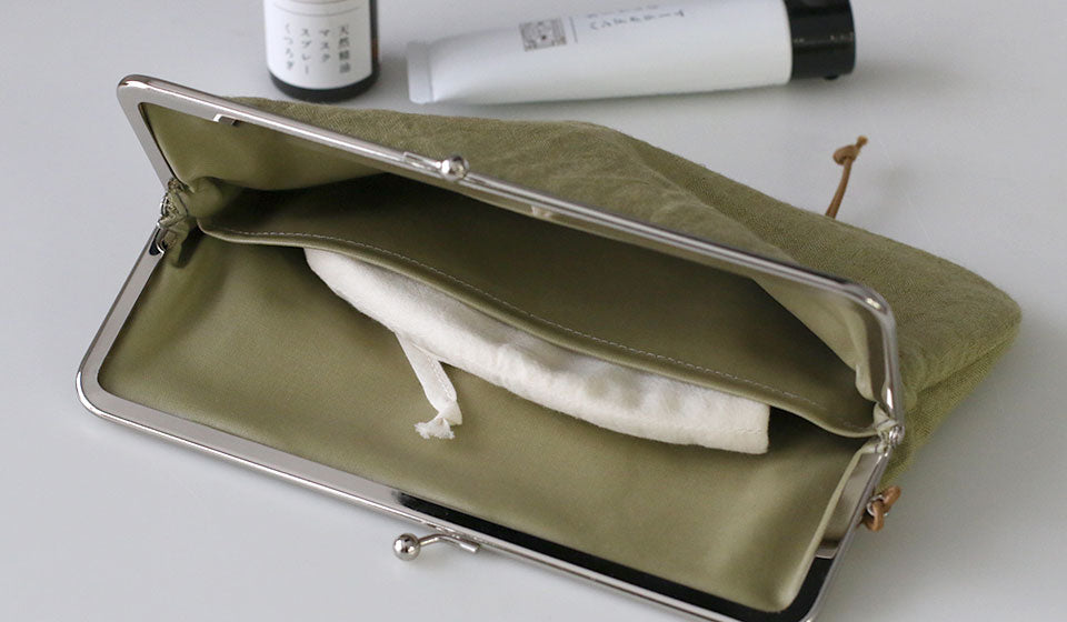 Linen Clasp Pouch - Large Size /  Light Green Color - , Cosmetic Pouch, Makeup Pouch, Japanese Gamaguchi Pouch, Travel Toiletry Pouch, Stationery Pouch, Bag organizer, Bag in Bag