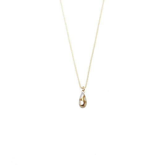 Maki-e Urushi Lacquer Pendant Necklace - White South Sea Pearl Shell / Thread Pattern / White -, Traditional Japanese Urushi Lacquer Jewelry