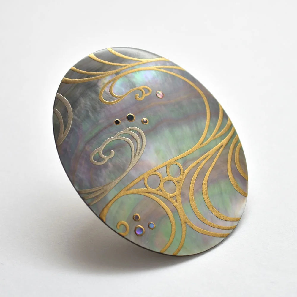 Maki-e Urushi Lacquer Brooch - Black Lip Oyster Pearl Shell / Flowing Water -, Traditional Japanese Urushi Lacquer Jewelry