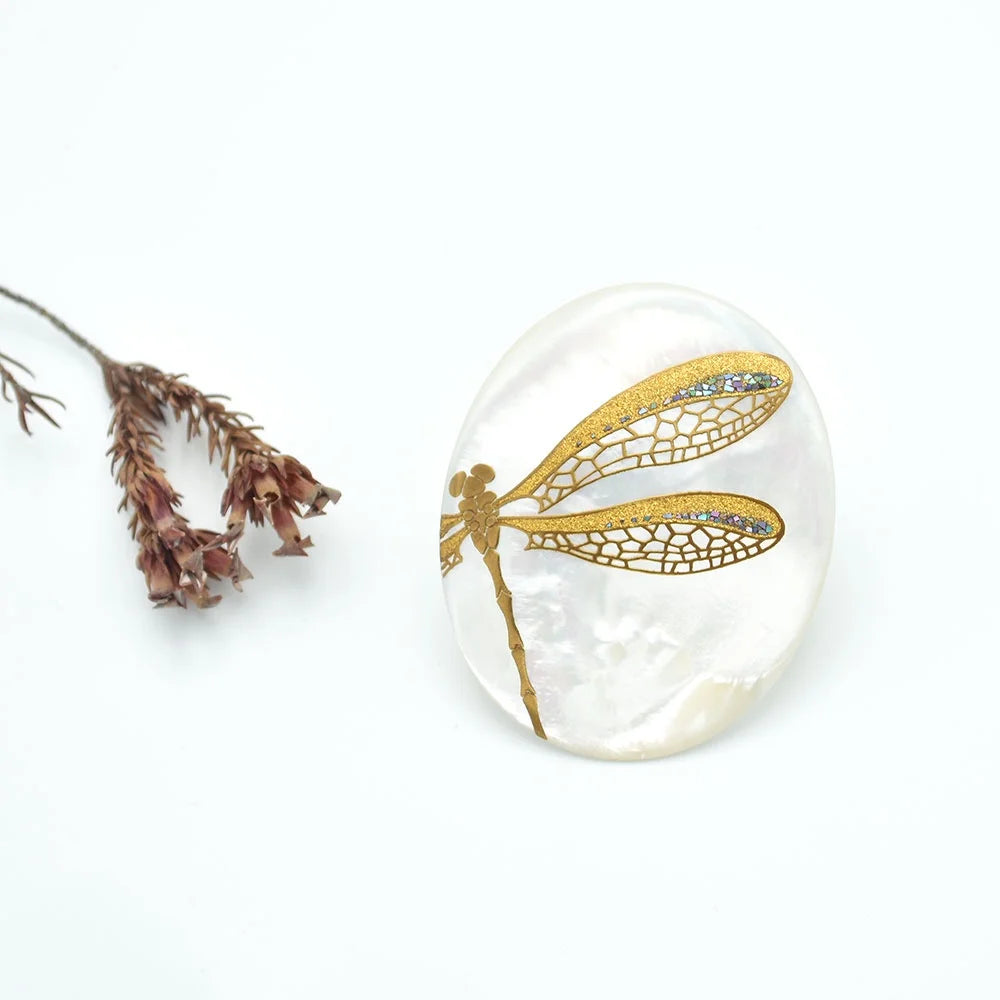 Maki-e Urushi Lacquer Brooch - White South Sea Pearl Shell / Dragonfly -, Traditional Japanese Urushi Lacquer Jewelry