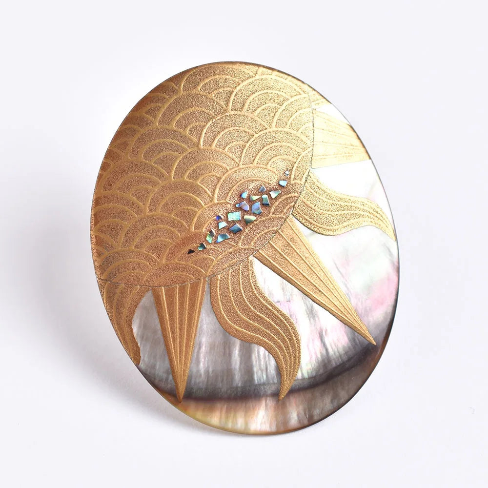 Maki-e Urushi Lacquer Brooch - Black Lip Oyster Pearl Shell / Sun -, Traditional Japanese Urushi Lacquer Jewelry