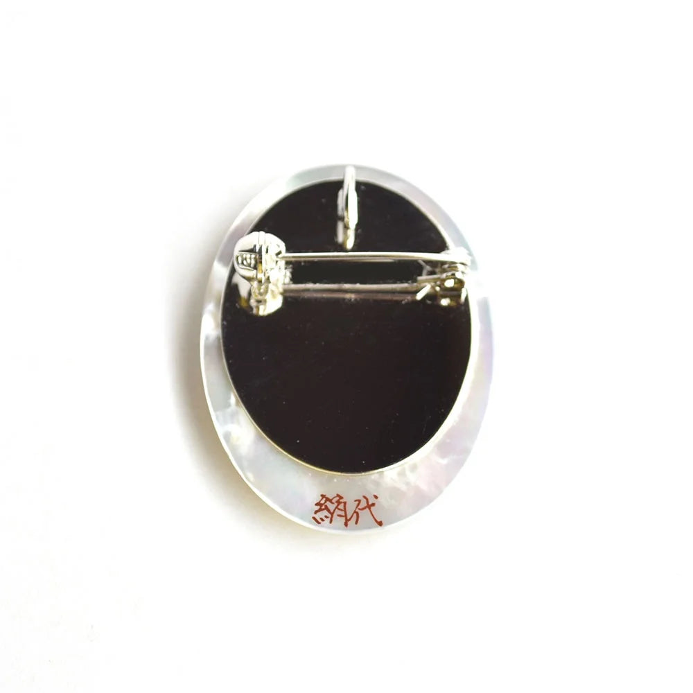 Maki-e Urushi Lacquer Brooch - White South Sea Pearl Shell / Owl -, Traditional Japanese Urushi Lacquer Jewelry