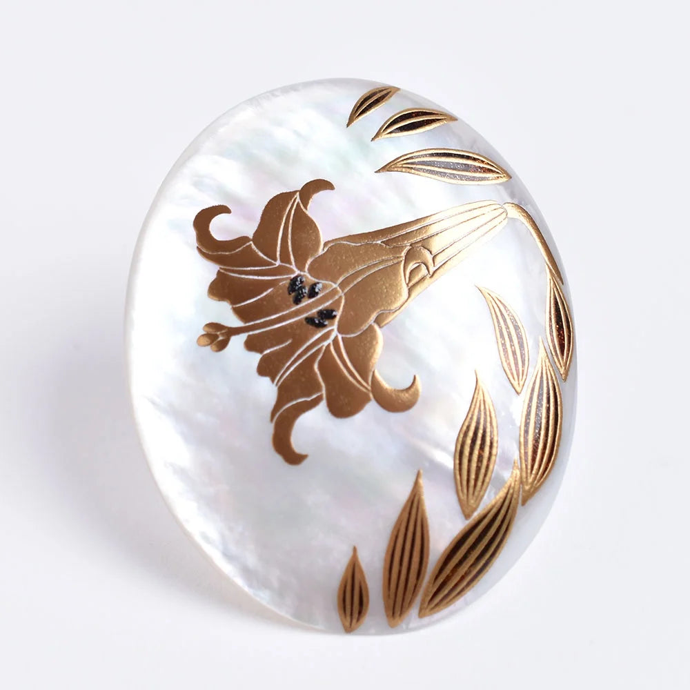 Maki-e Urushi Lacquer Brooch - White South Sea Pearl Shell / Lily  -, Traditional Japanese Urushi Lacquer Jewelry