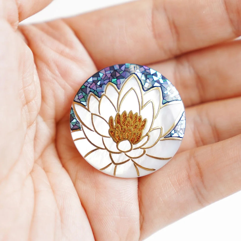 Maki-e Urushi Lacquer Brooch - White South Sea Pearl Shell / Water Lilies -, Traditional Japanese Urushi Lacquer Jewelry