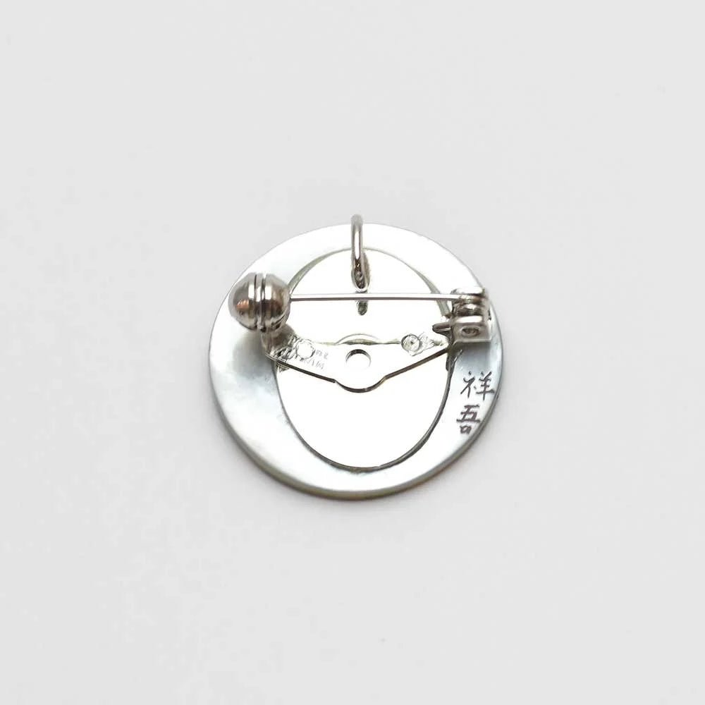 Maki-e Urushi Lacquer Brooch - White South Sea Pearl Shell / Mouse -, Traditional Japanese Urushi Lacquer Jewelry