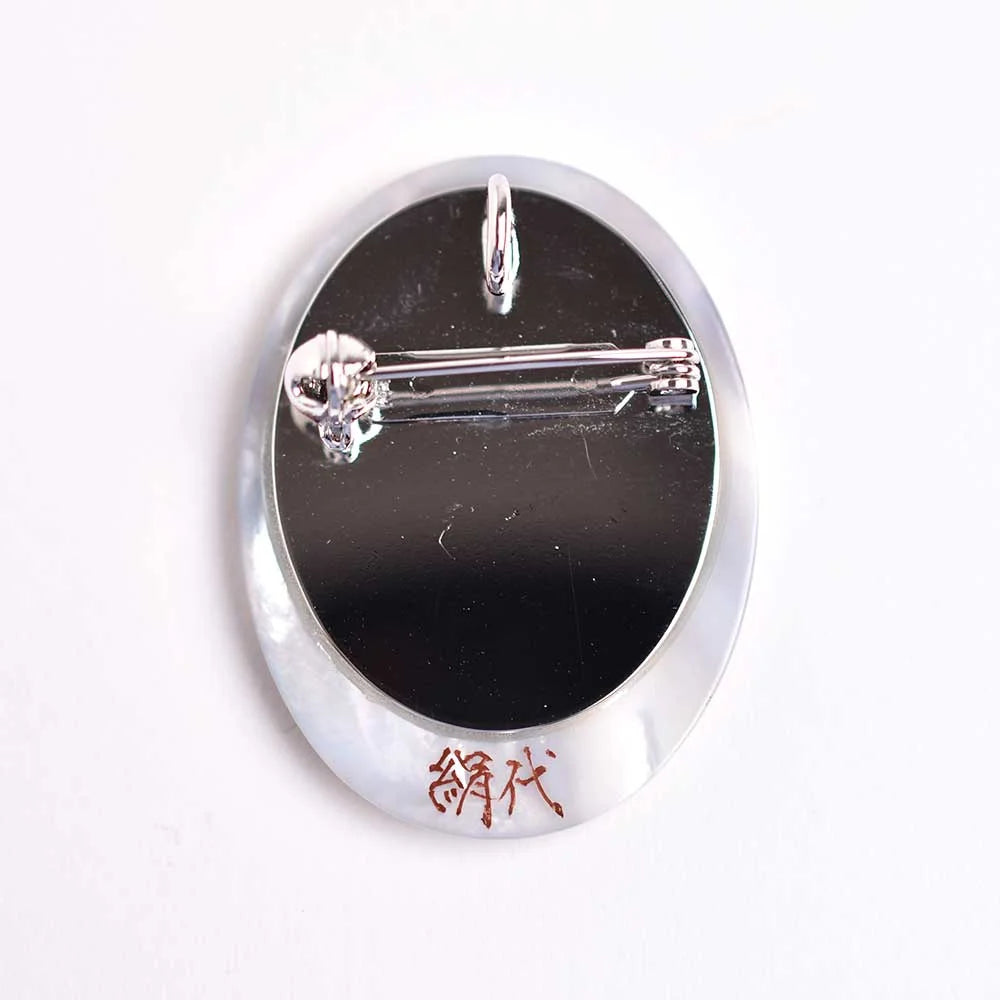 Maki-e Urushi Lacquer Brooch - White South Sea Pearl Shell / Spring Flower -, Traditional Japanese Urushi Lacquer Jewelry