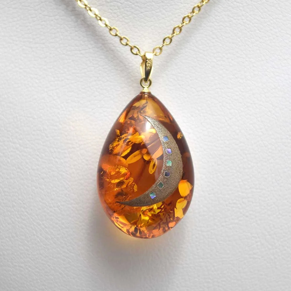 Maki-e Urushi Lacquer Reversible Pendant Necklace - Amber / White Owl and Moon -, Traditional Japanese Urushi Lacquer Jewelry