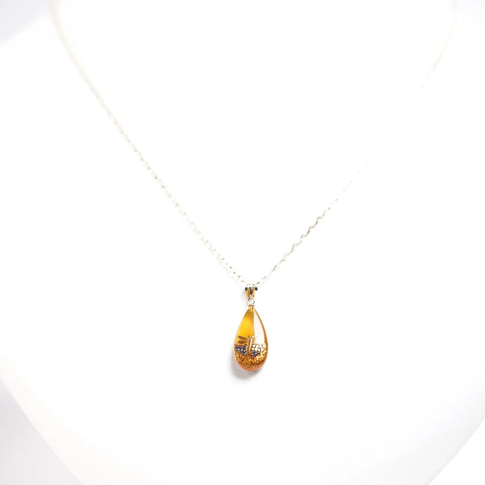 Maki-e Urushi Lacquer Pendant Necklace - White Tortoiseshell / Dragonfly / Surface of the Water -, Traditional Japanese Urushi Lacquer Jewelry