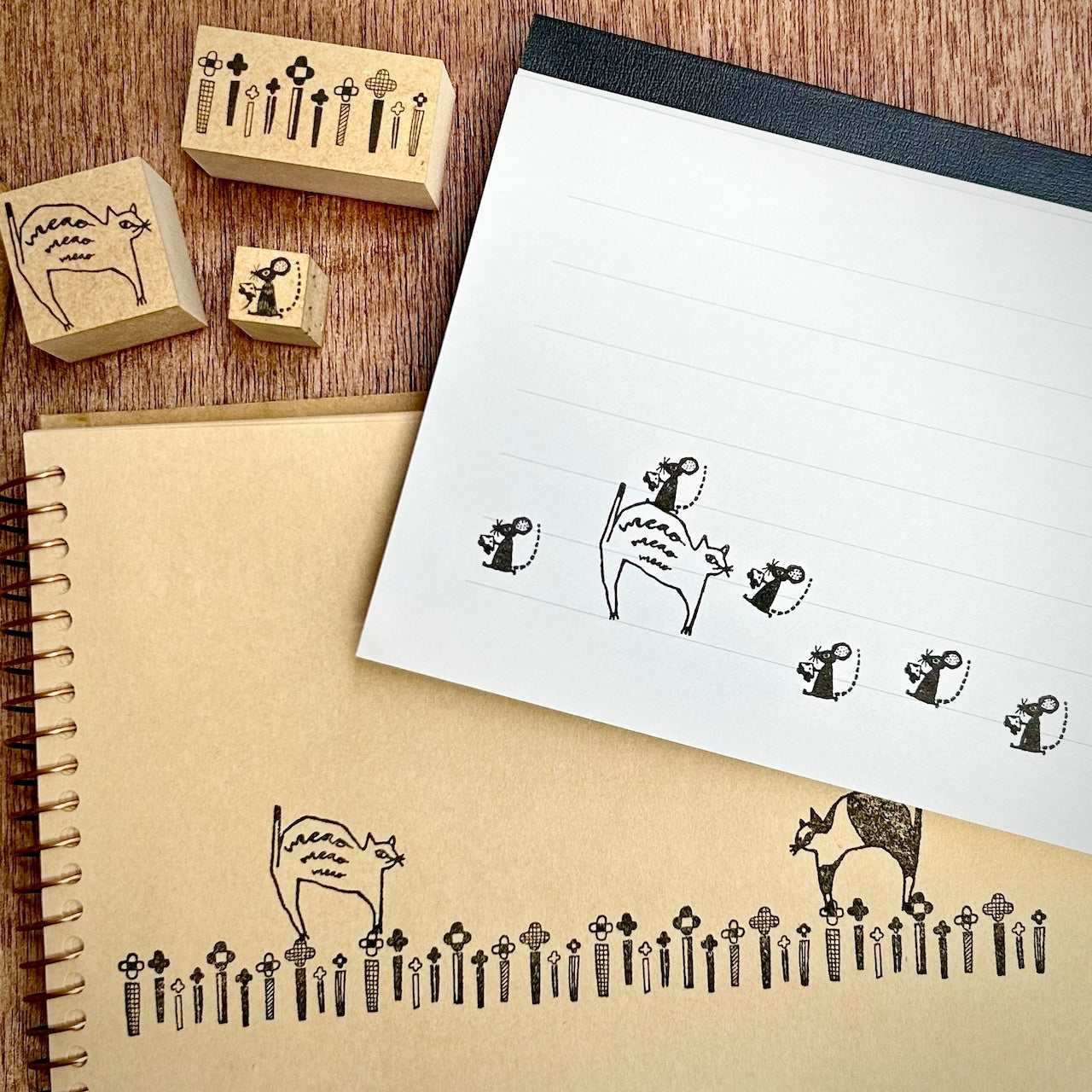 Kinotorico Wooden Rubber Stamp - White Cat -, Kinotorico stamp