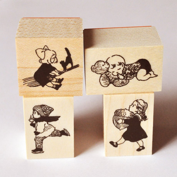 Krimgen Wooden Rubber Stamp - Cat with Book -, Krimgen stamp