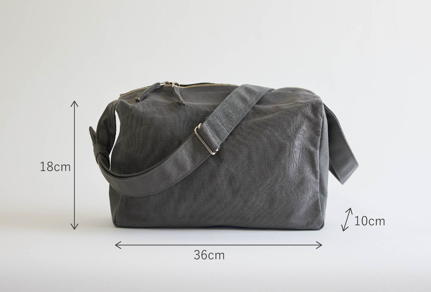 Kurashiki Hampu Canvas Shoulder Bag（Rectangle）- Indigo Blue -, Japanese canvas shoulder bag