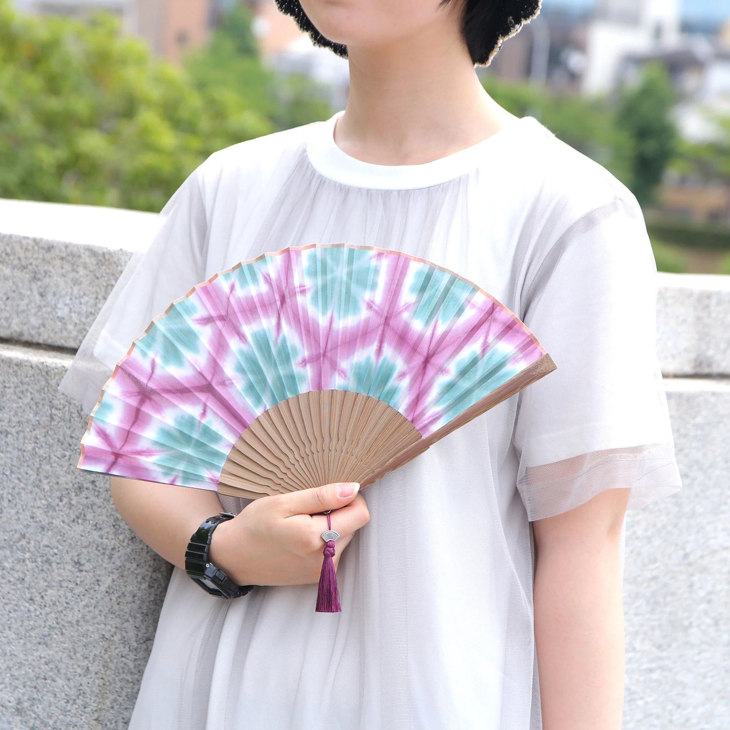 Kyo-sensu (Japanese folding fan) for Women - Shibori / Snowflake (Brown) - , Made in Kyoto, Japan , Kyoto sensu