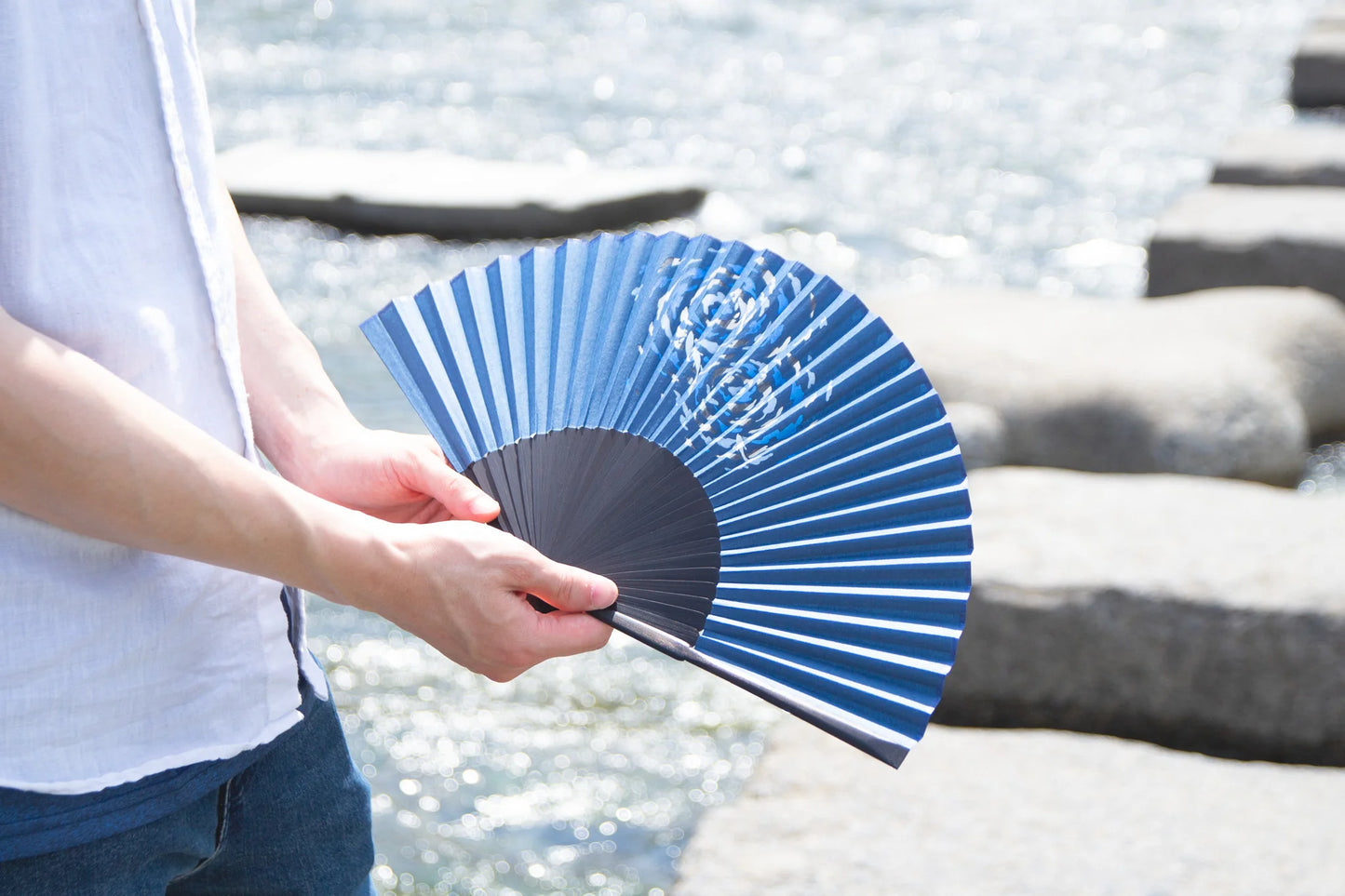 Kyo-sensu (Japanese folding fan) for Men - Kirie / Dragonfly - , Made in Kyoto, Japan , Kyoto sensu