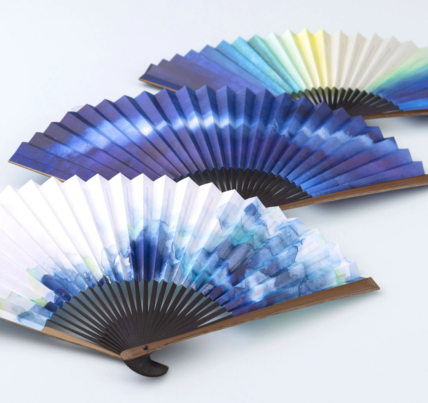 Kyo-sensu (Japanese folding fan) for Men - Blue Ocean Wave / Mist Blue - , Made in Kyoto, Japan , Kyoto sensu