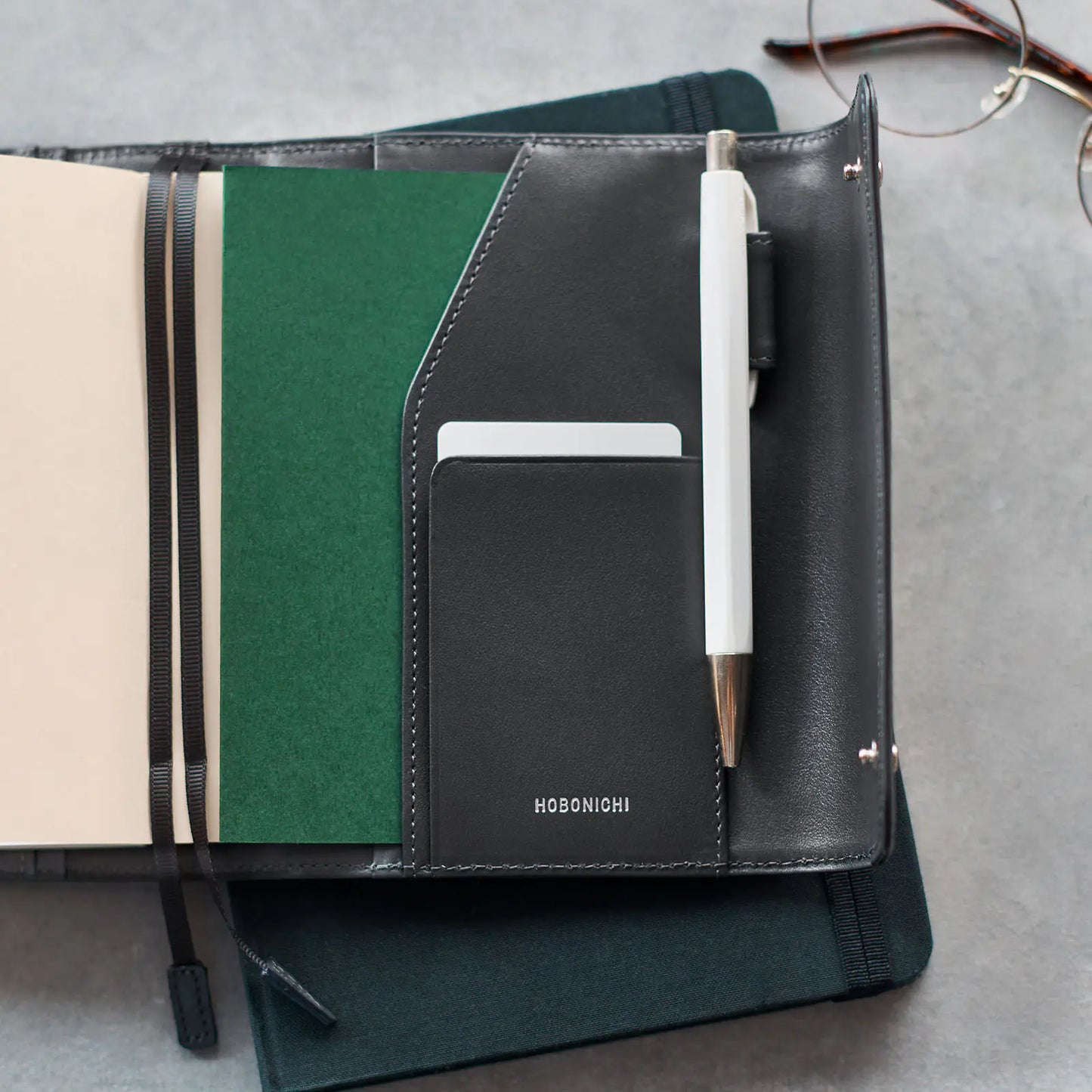 Leather: Charcoal Gray [Hobonichi Original (A6) Techo Cover] (Cover Only)