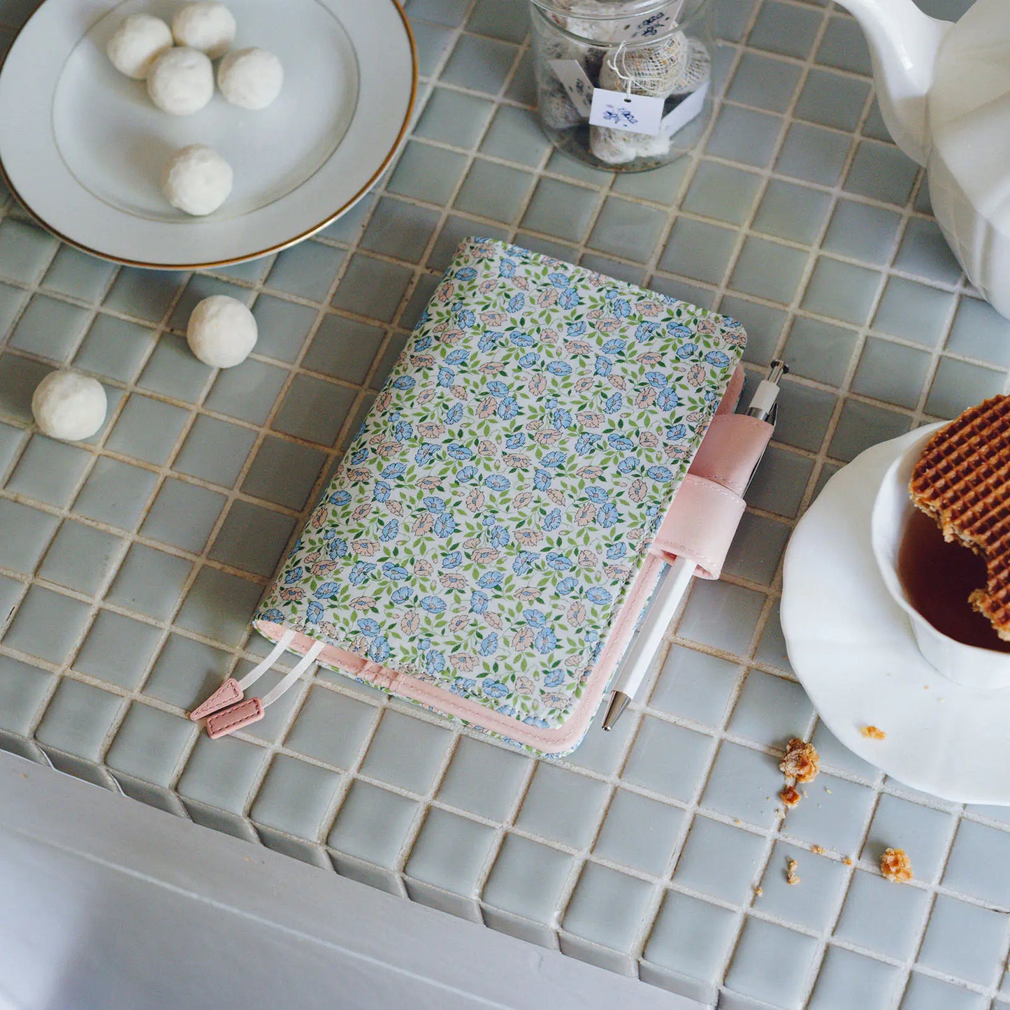 Liberty Fabrics: Sasha Kiora [Hobonichi Original (A6) Techo Cover] (Cover Only)