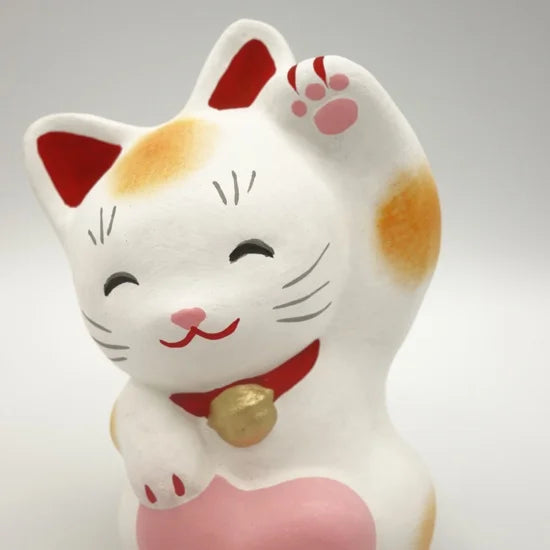 Nagahama Doll Japanese Maneki-Neko (Beckoning Cat) Doll - White -, Japanese lucky cat figure