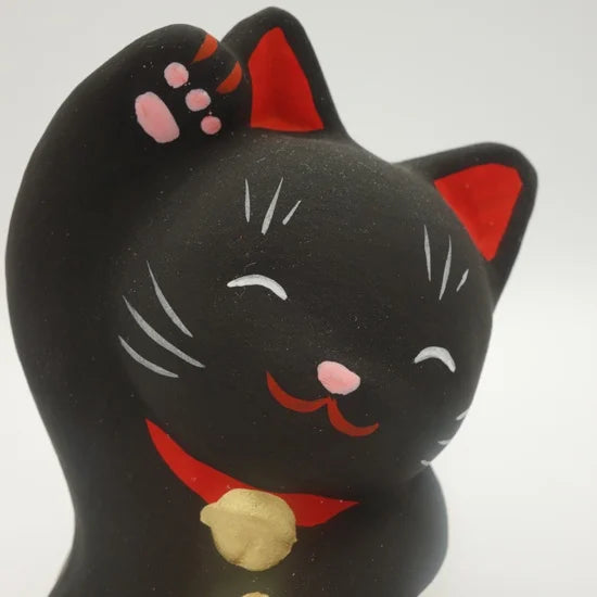 Nagahama Doll Japanese Maneki-Neko (Beckoning Cat) Doll - Black -, Japanese lucky cat figure