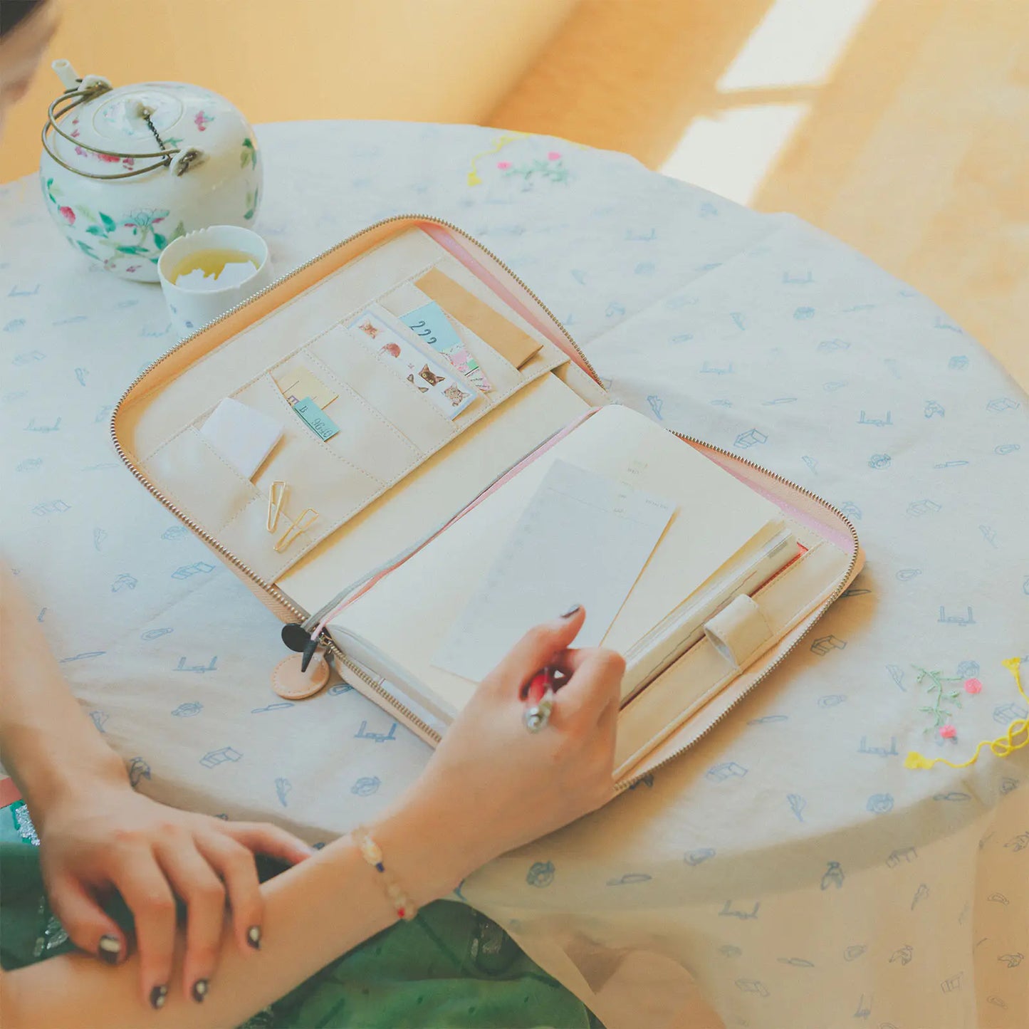 PYT: Tokyo in bloom/rabbits [Hobonichi Cousin (A5) Techo Cover] (Cover Only)