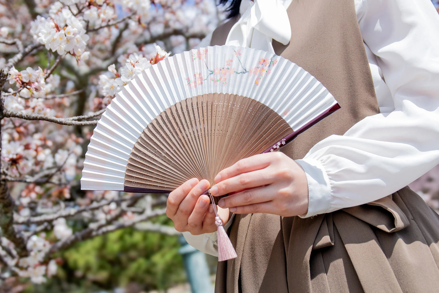 Kyo-sensu (Japanese folding fan) for Women - Balloon Flower - , Made in Kyoto, Japan, Kyoto sensu