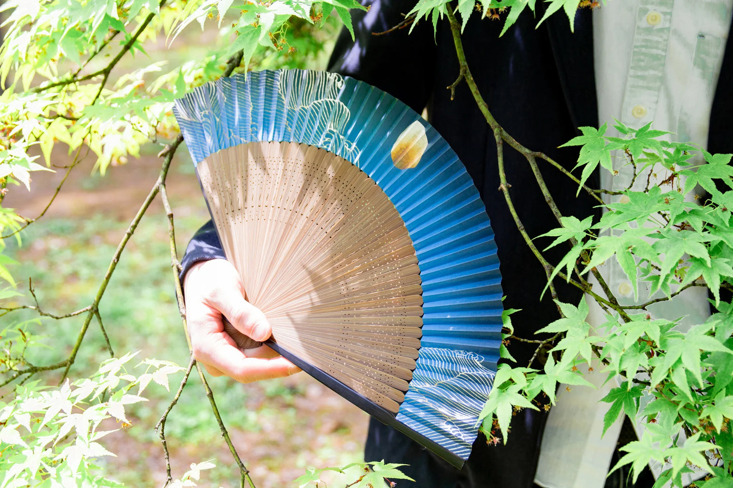 Kyo-sensu (Japanese folding fan) for Men - Moon and Wave / Black -, Made in Kyoto, Japan, Kyoto sensu