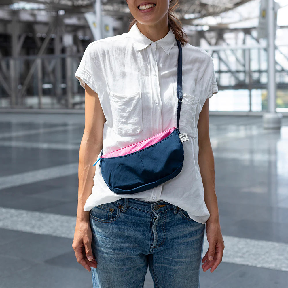TO&FRO PACKABLE POUCH - NAVY -