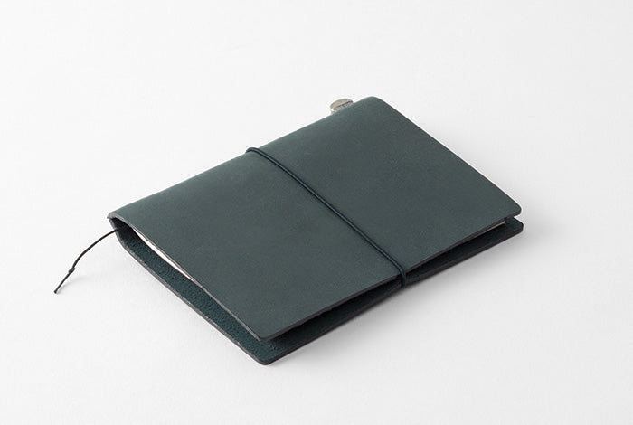 TRAVELER'S COMPANY TRAVELER'S notebook Starter Kit - Passport Size / Blue -