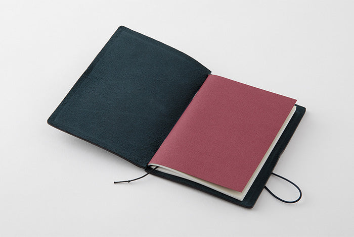 TRAVELER'S COMPANY TRAVELER'S notebook Starter Kit - Passport Size / Blue -