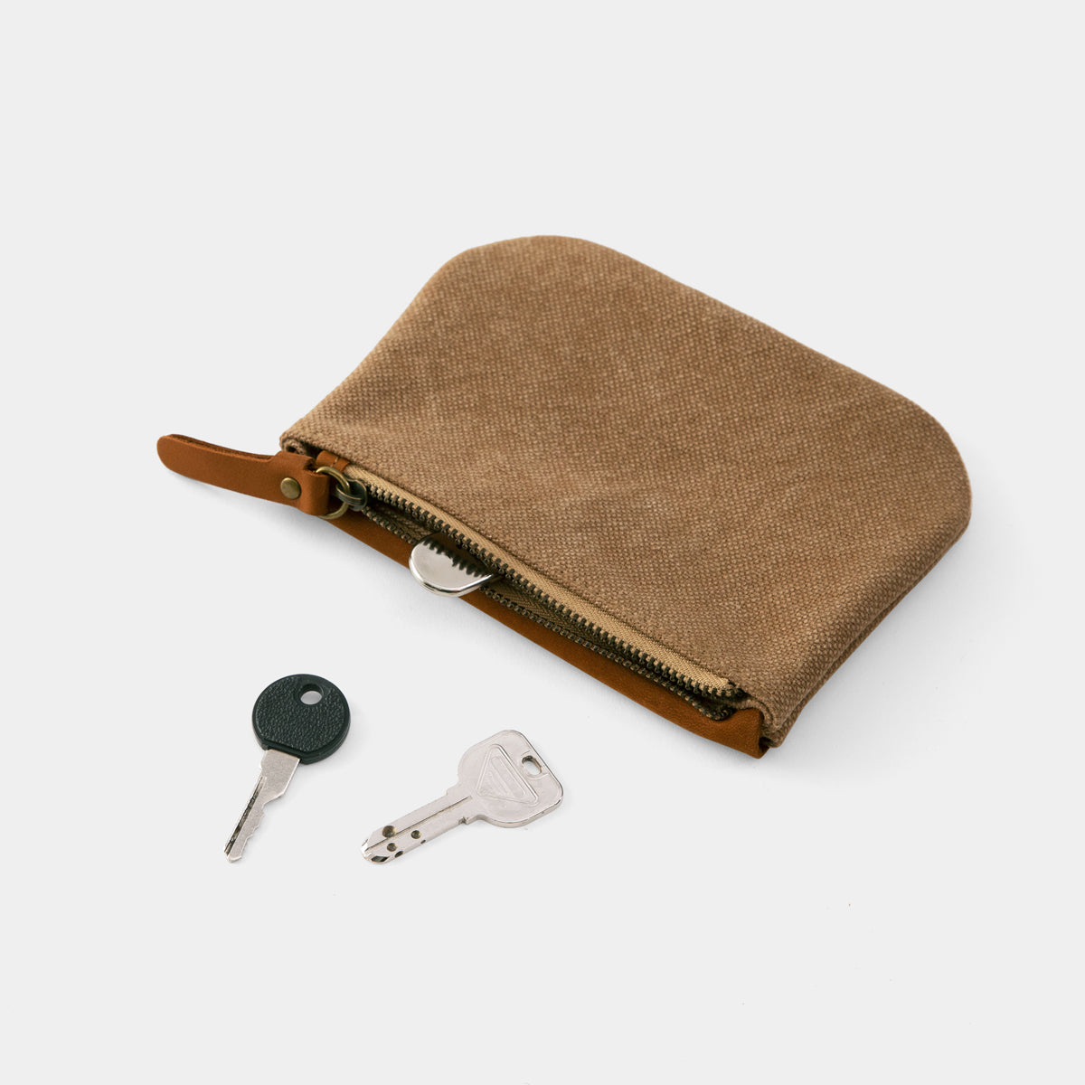 TRAVELER'S COMPANY Traveler's Factory Canvas Pouch - SS Size / Beige -