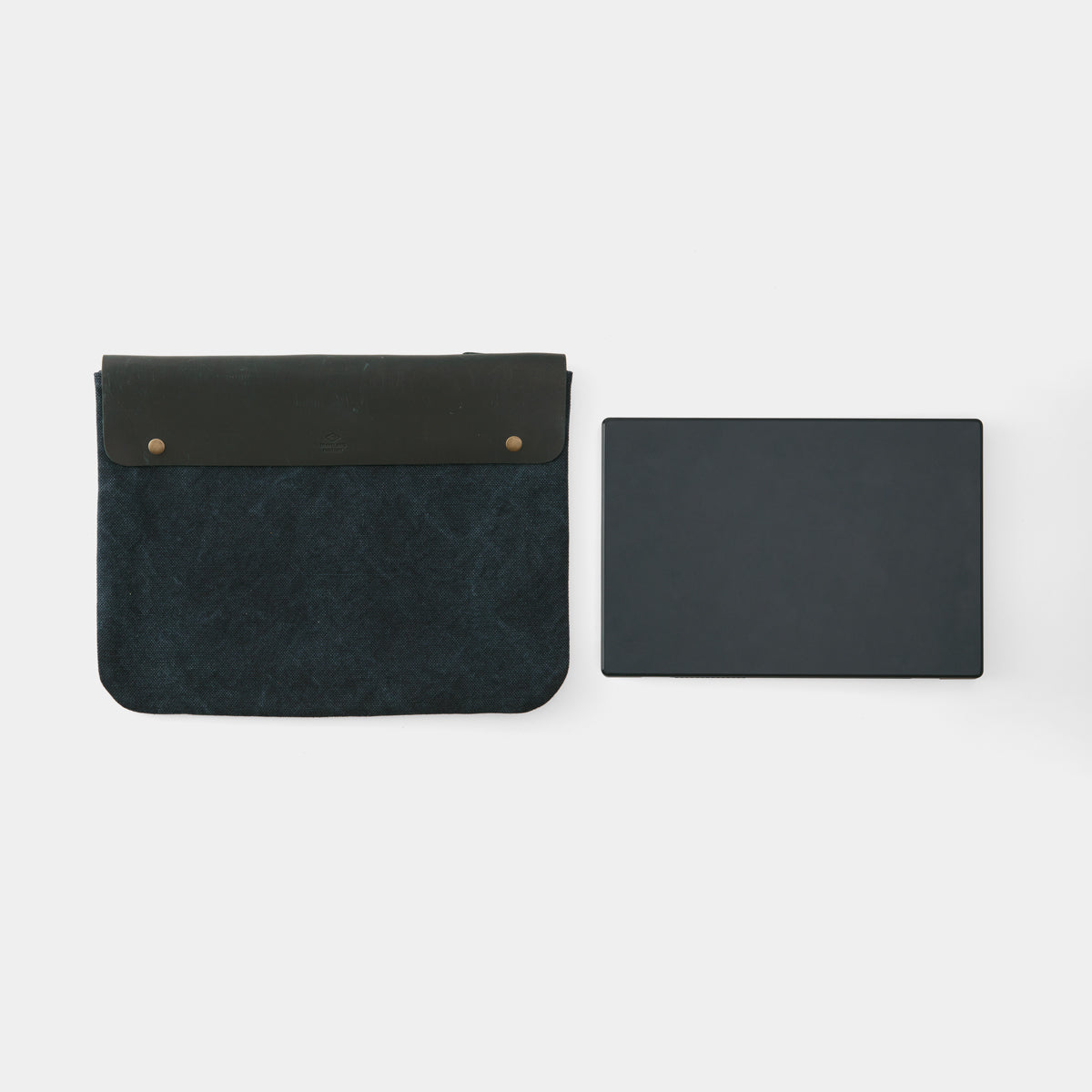 TRAVELER'S COMPANY Traveler's Factory Canvas Pouch - L Size / Blue -