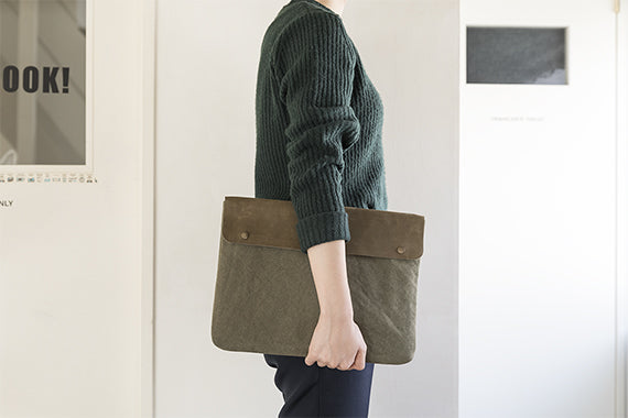 TRAVELER'S COMPANY Traveler's Factory Canvas Pouch - L Size / Olive -