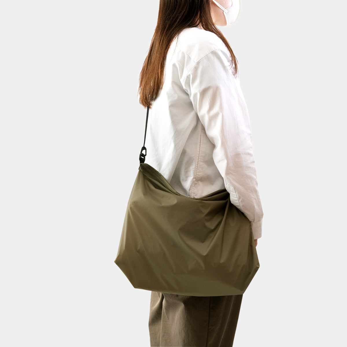 TRAVELER'S COMPANY Traveler's Factory x TO&FRO Shoulder Bag - Medium Size / Olive -