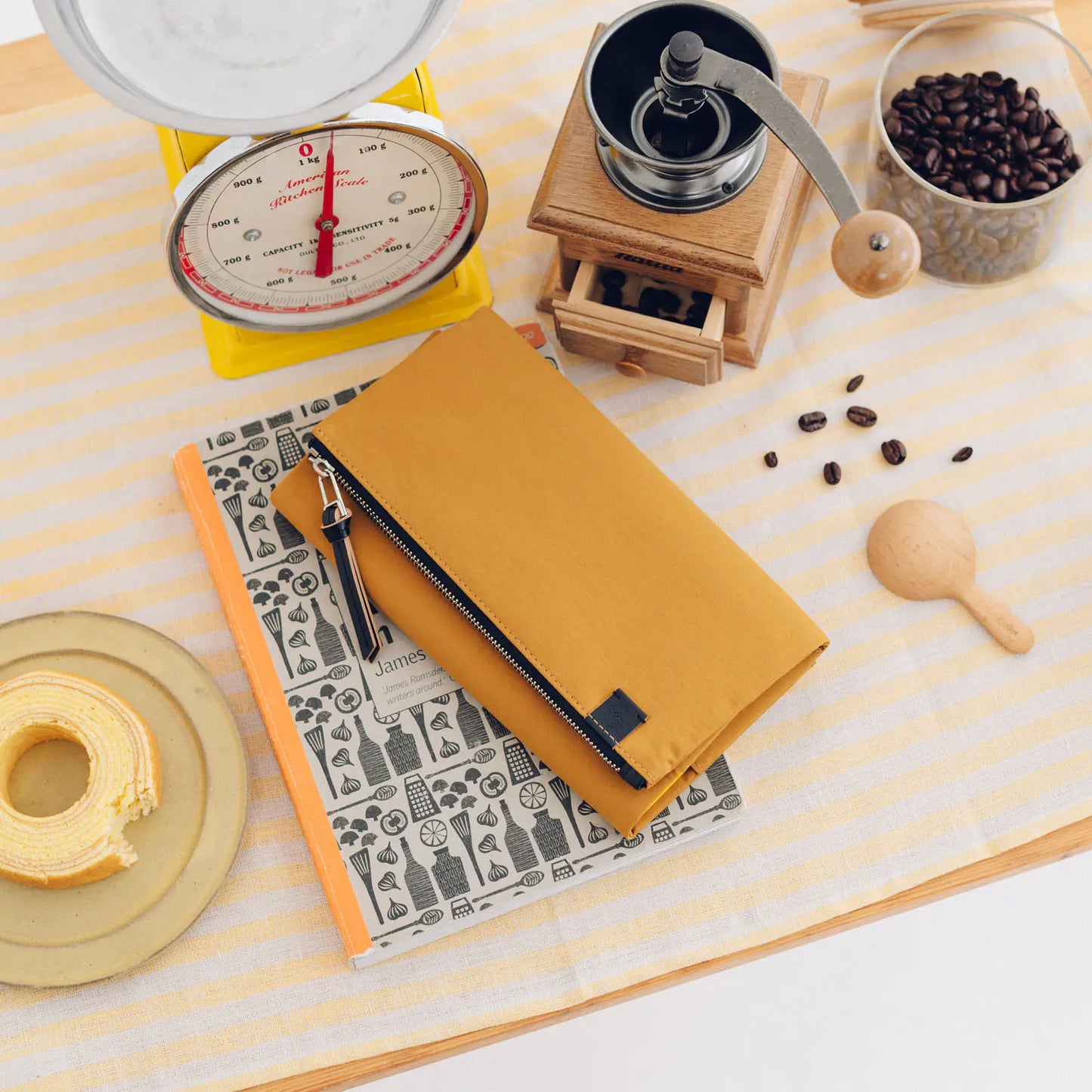 Tragen: Mustard [Hobonichi Weeks Cover] (Cover Only)