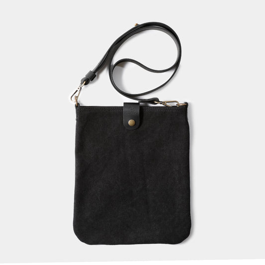 TRAVELER'S COMPANY Traveler's Factory Canvas Shoulder Bag - S Size / Black -