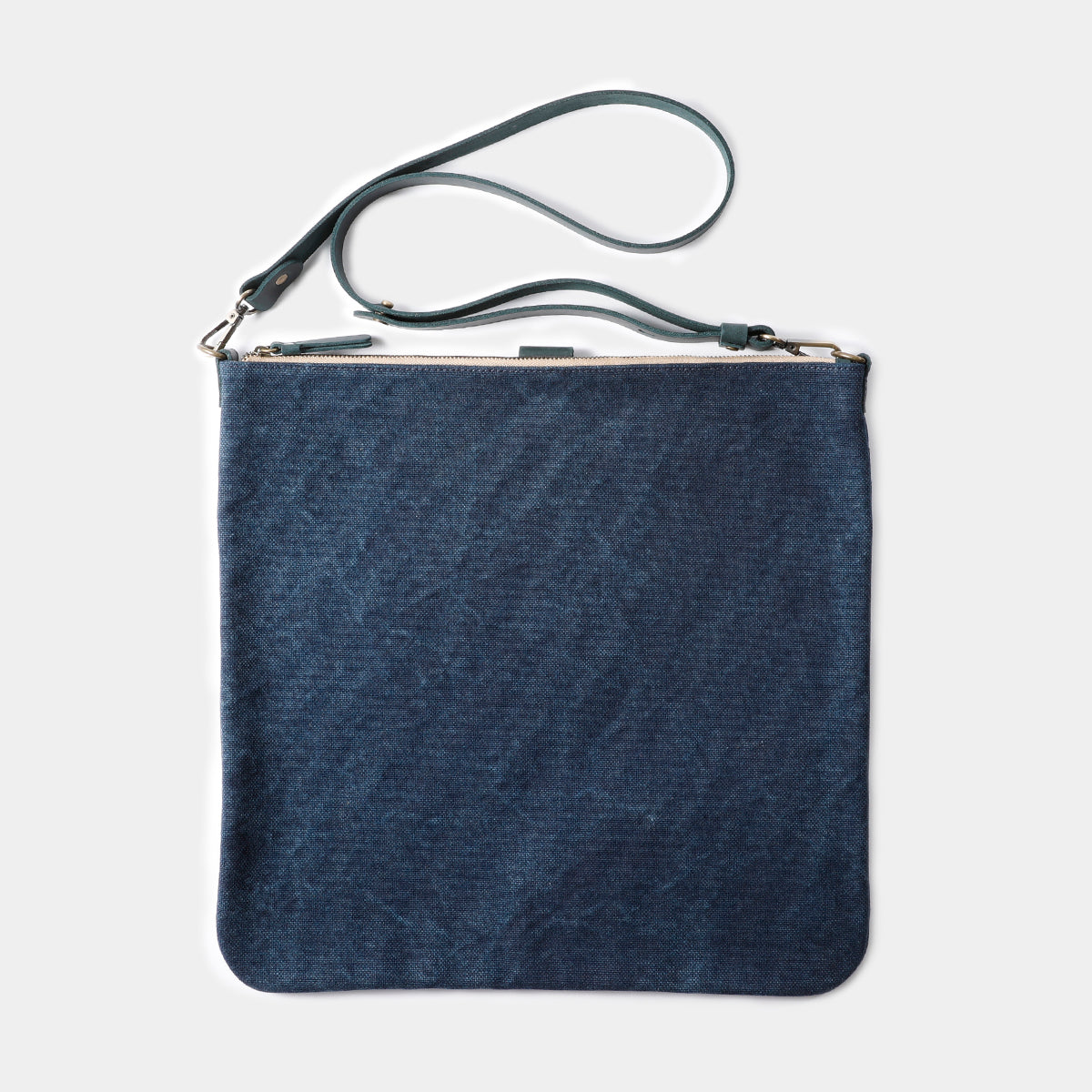 TRAVELER'S COMPANY Traveler's Factory Canvas Shoulder Bag - M Size / Blue -