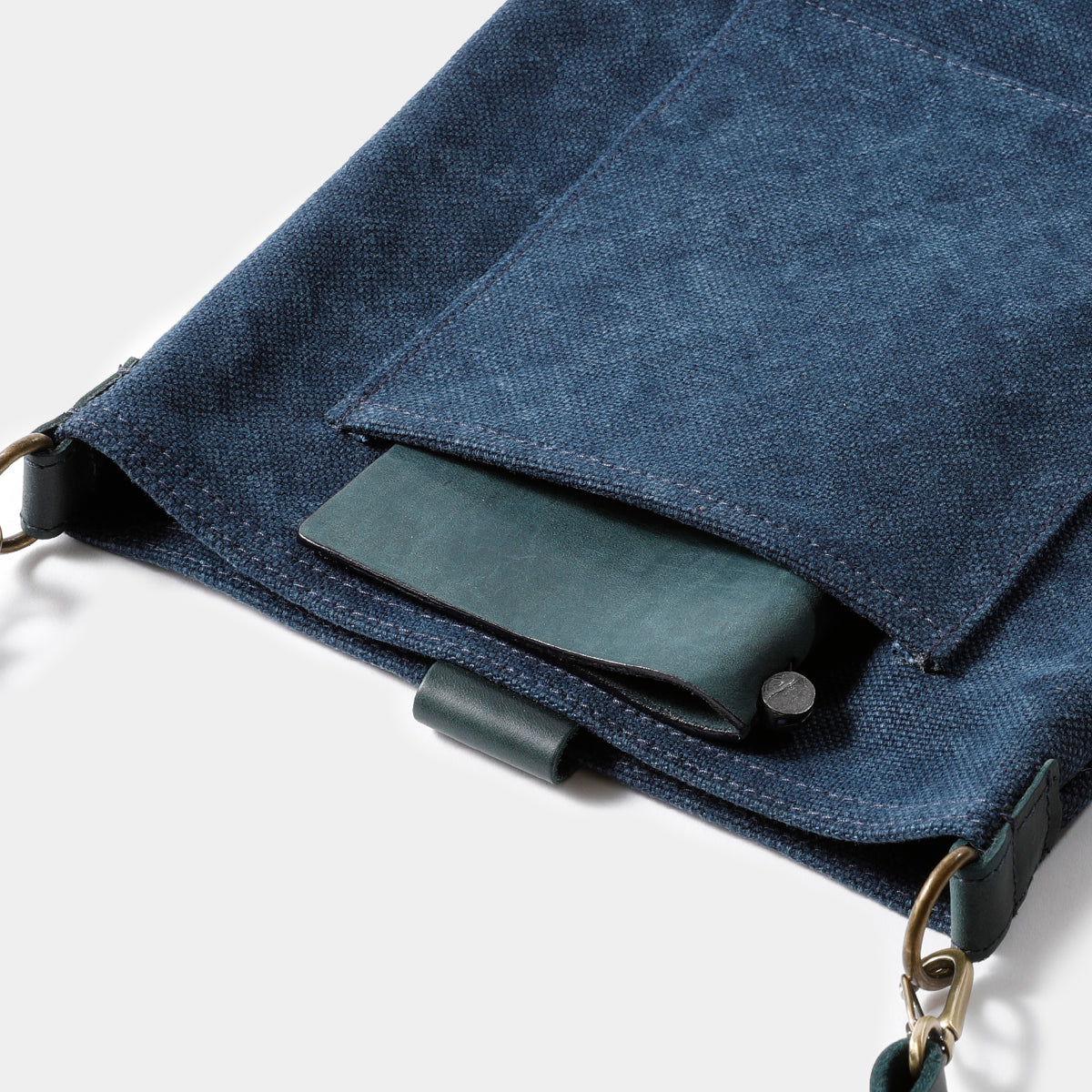 TRAVELER'S COMPANY Traveler's Factory Canvas Shoulder Bag - S Size / Blue -