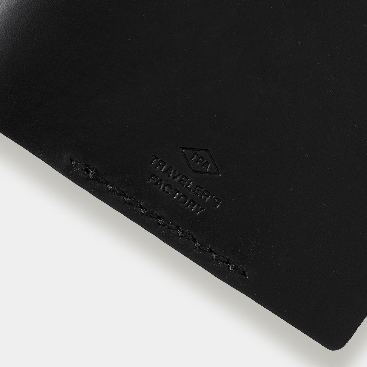 TRAVELER'S COMPANY Traveler's Factory Leather Book Cover - Black -