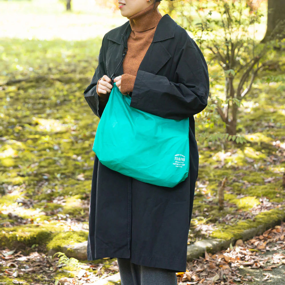 TO&FRO ULTIMATE LIGHT SHOULDER BAG - BLACK -
