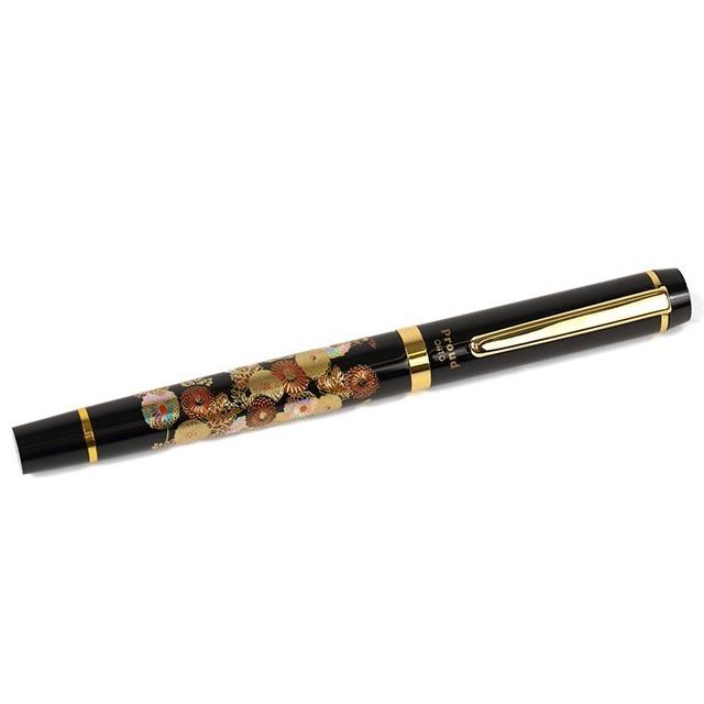 Yamanaka Lacquer Ware High Grade MAKI-E Urushi Lacquer Fountain Pen - Autumn Flower -